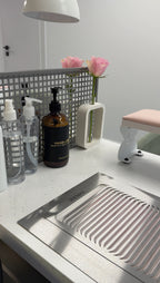 Shemax Style V-Pro, Built-in table